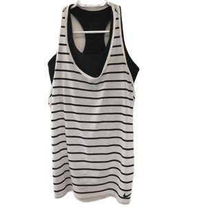 Nike Black&White Dri Fit Tank Loose Support Sports Bra Top